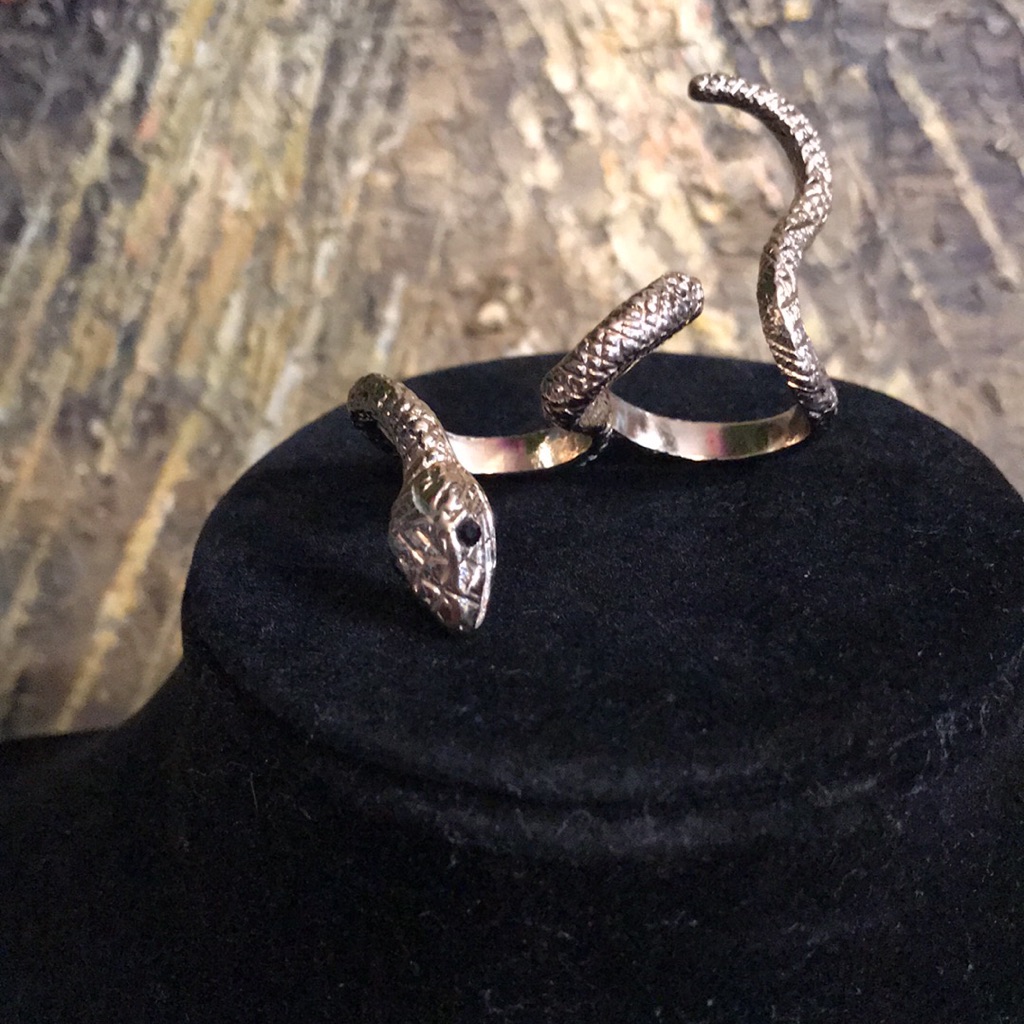 Adjustable Snake Ring